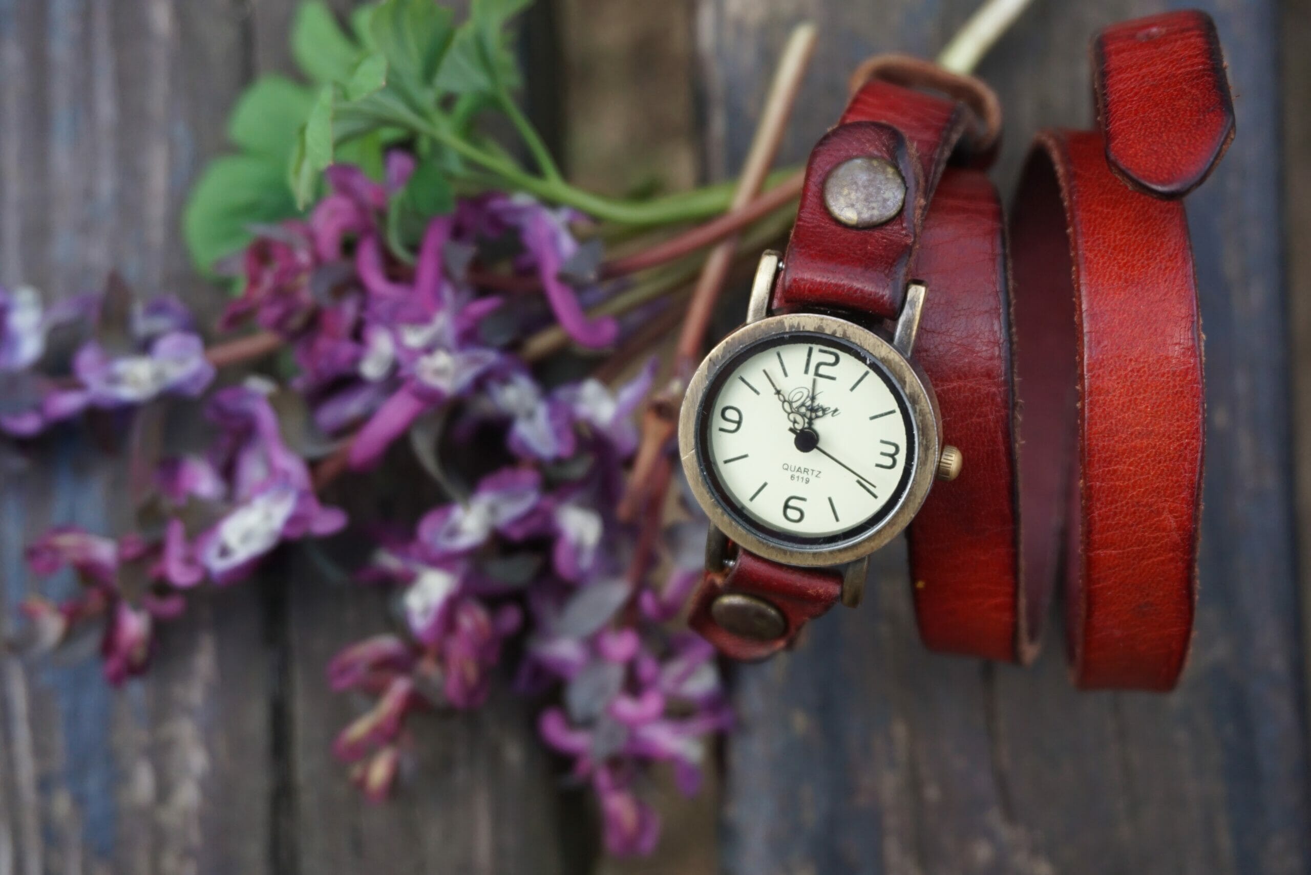 Molte persone collezionano orologi (soprattutto vintage)