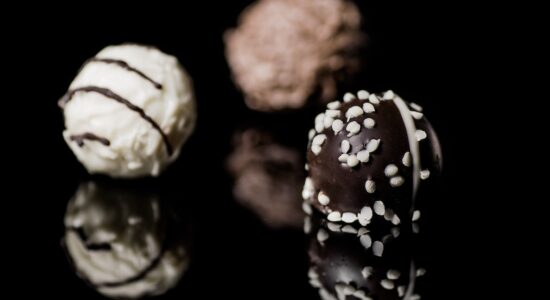 Per risparmiare alla befana puoi creare dei cioccolatini