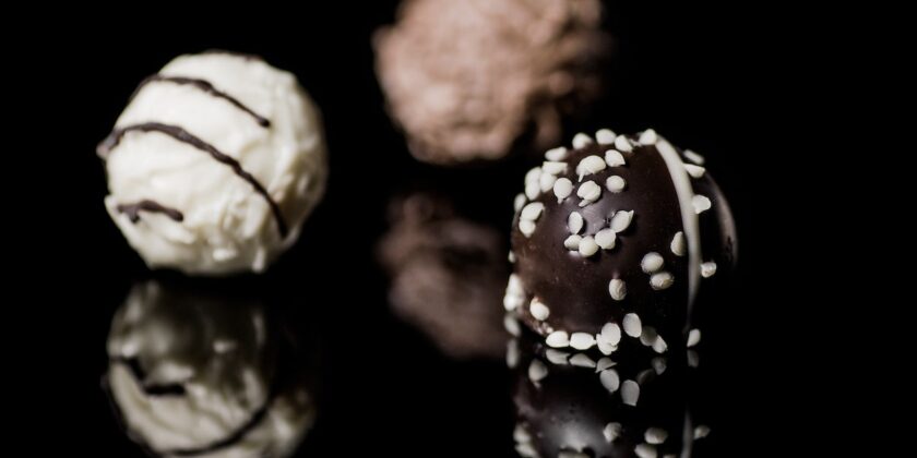 Per risparmiare alla befana puoi creare dei cioccolatini