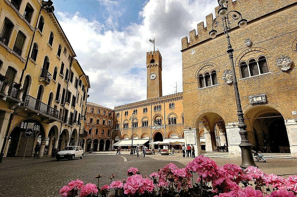 Piazza dei Signori, Treviso-proiezionidiborsa.it