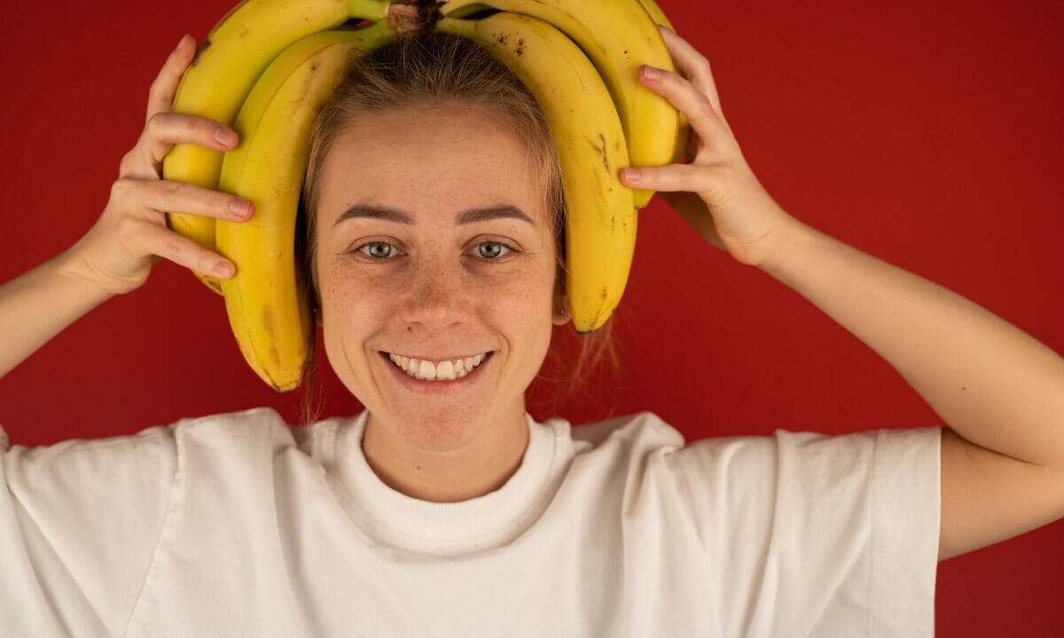 Prepariamo un impacco con buccia di banana