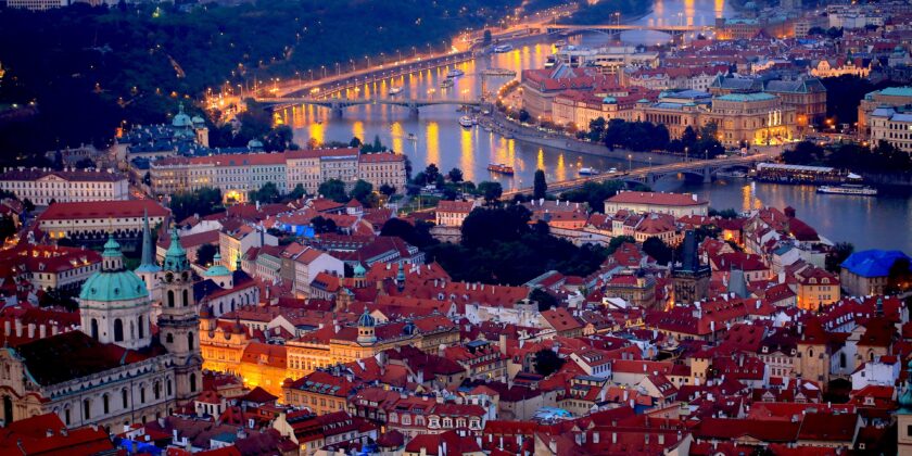 Hai 200€? Puoi festeggiare San Valentino a Praga