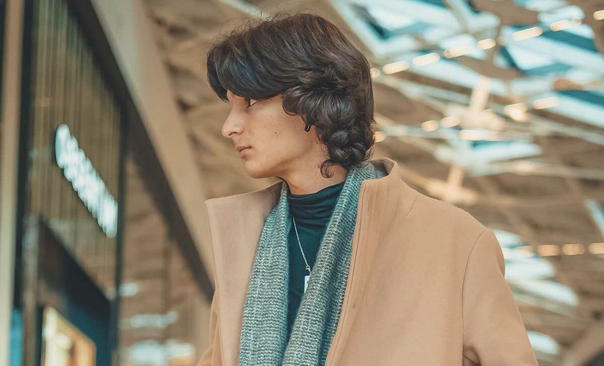 Sia uomini che donne potranno essere impeccabili puntando sui colori giusti che questo inverno sono marrone e petrolio