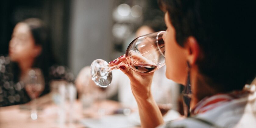 Un buon vino completa il pasto