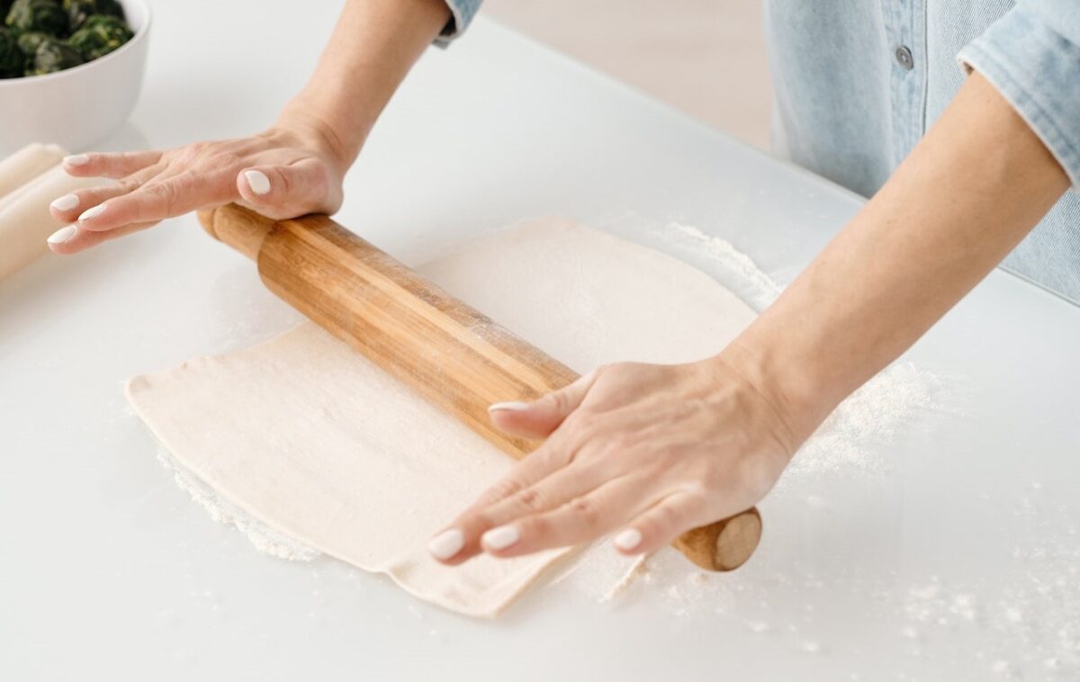Un primo strato di pasta brisè-proiezionidiborsa.it