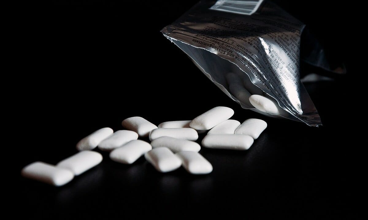 Uno dei rimedi può essere masticare una gomma