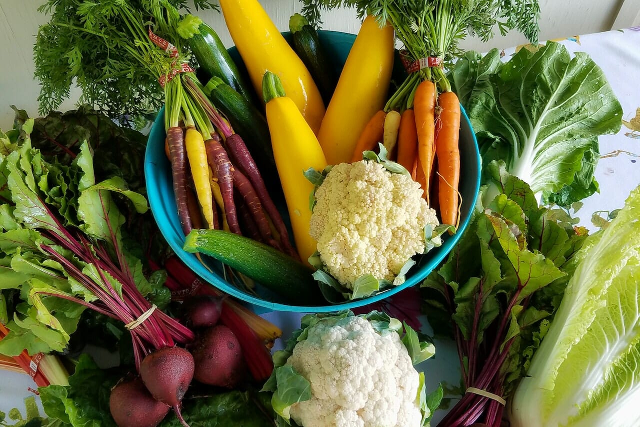 Verdure, tagliale con cura e in modo omogeneo