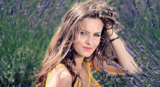 Volume esagerato e addio ai capelli fini e piatti