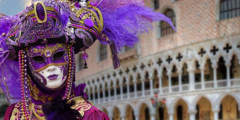Ritornano la sfilate di carri a Venezia