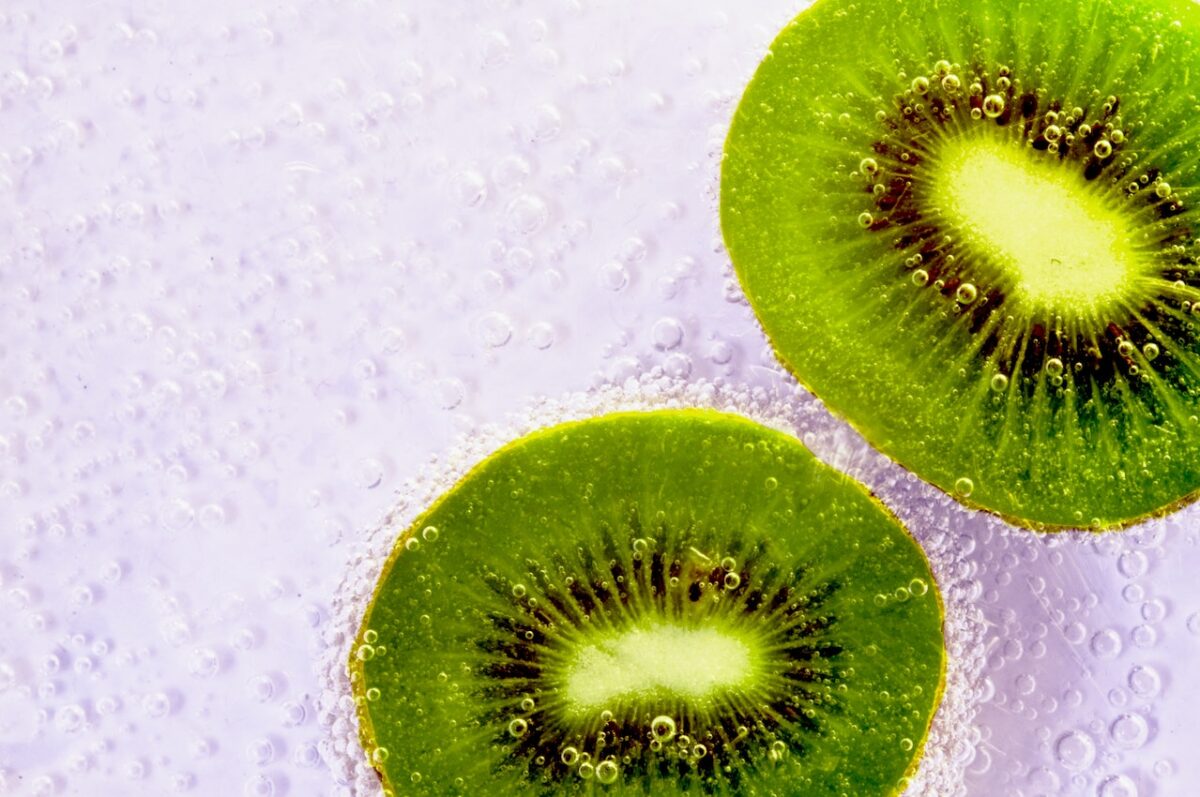 Tra i giusti alimenti vi è il Kiwi