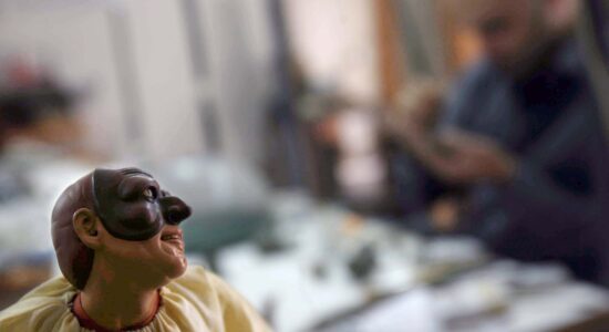 A Frascati si svolge il tradizionale funerale di Pulcinella