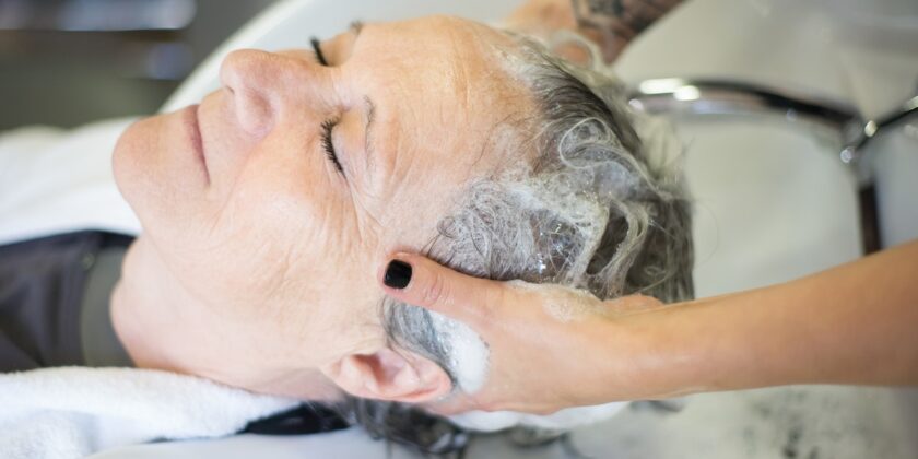 Bicarbonato o aceto per lavare i capelli
