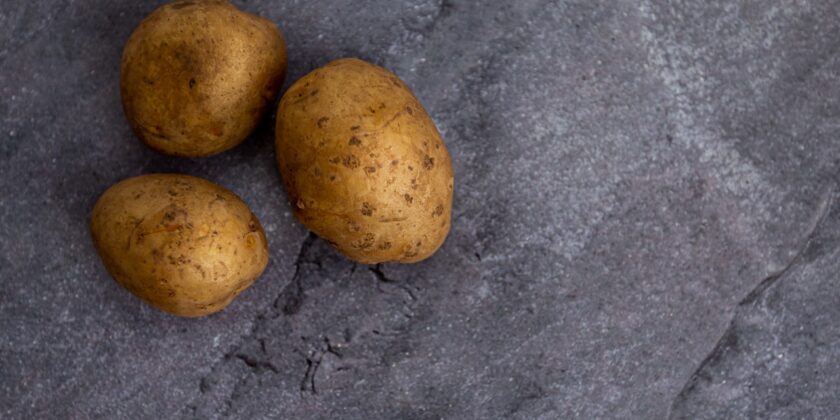 Come pelare una patata cruda in 5 secondi