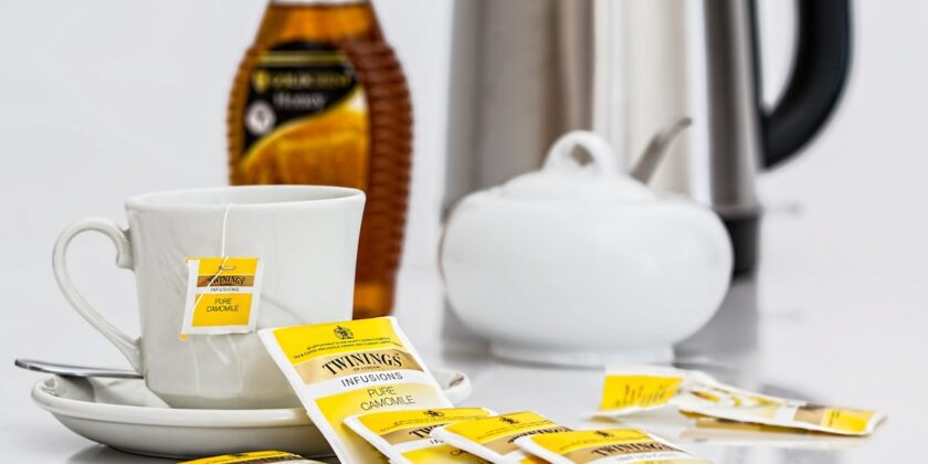 Come riutilizzare le bustine di tè e tisane scadute