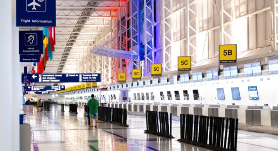 Conviene o non prenotare già da ora un volo per l'estate