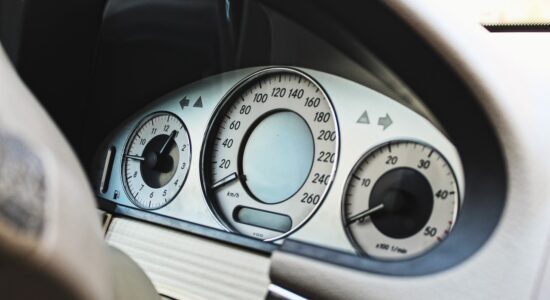 Cosa lasciare dentro l'auto e cosa non farlo