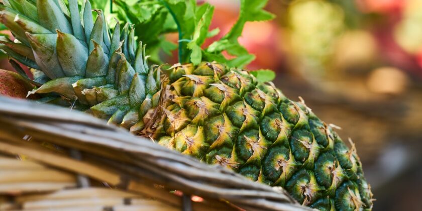Ecco come riutilizzare le bucce di ananas