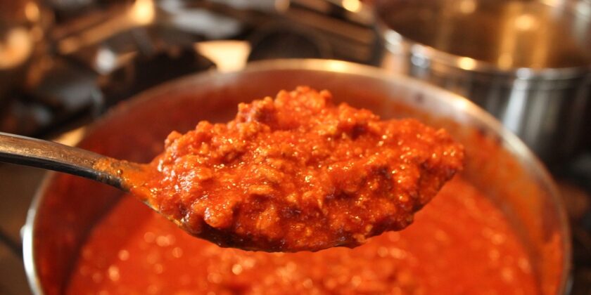 Il ragù di carne non è mai stato così buono, ecco i consigli della nonna