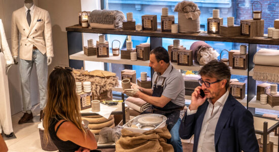 Brunello Cucinelli è tra i migliori titoli del decennio a Piazza Affari