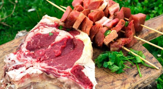 Mangiare solo il magro della carne o anche il grasso