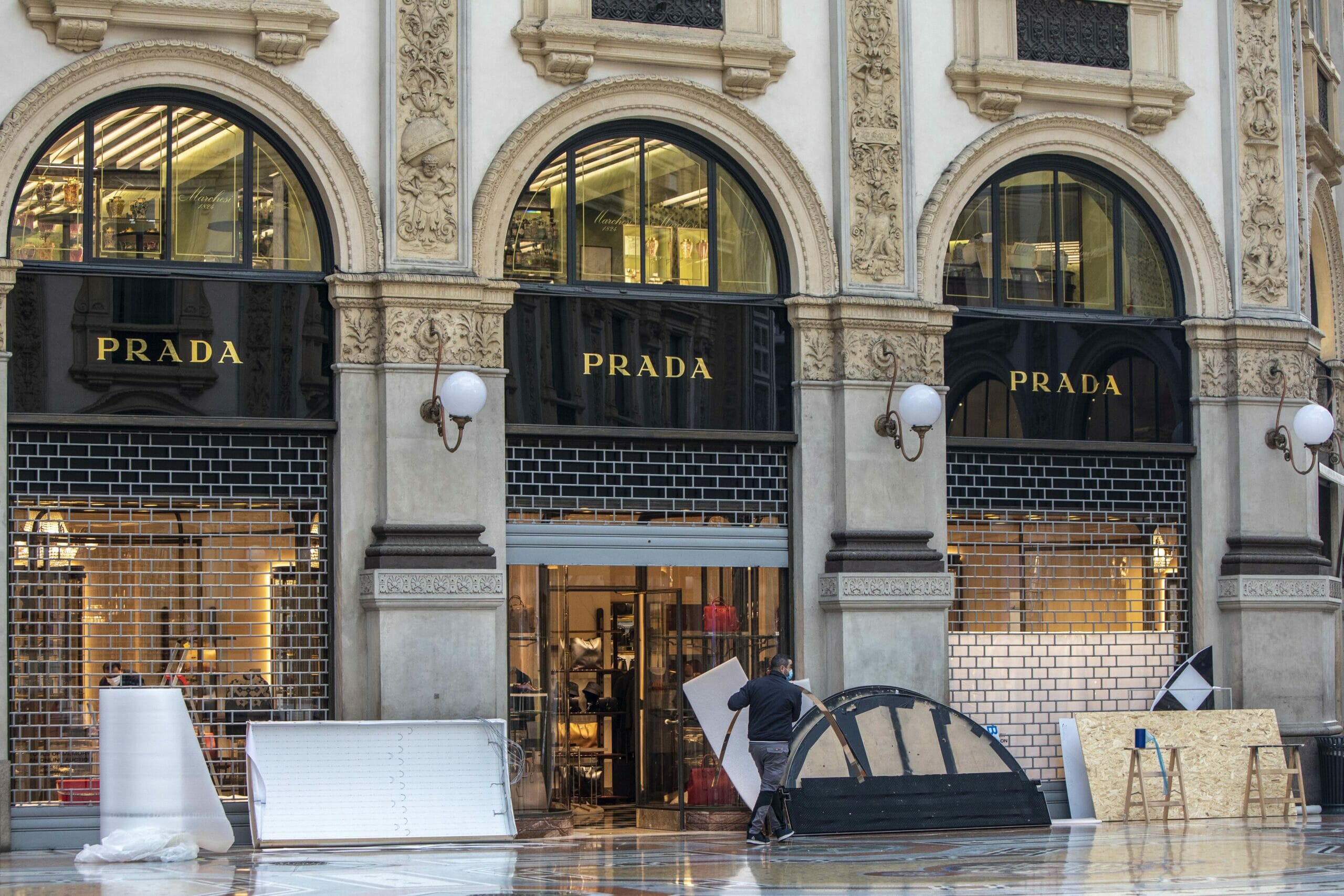 Negozio Prada nella Galleria Vittorio Emanuele a Milano