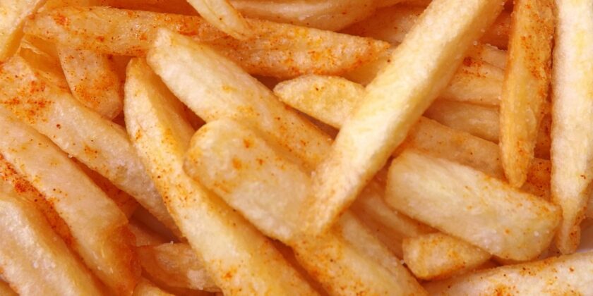 Patatine fritte fatte in casa sempre croccanti, ecco tutti i segreti da conoscere