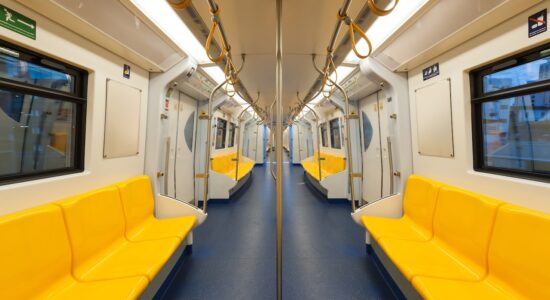Posto più sicuro sul treno, in autobus e in auto