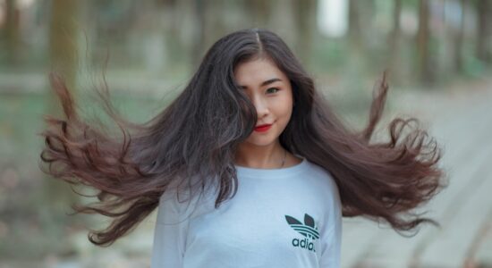 Quanto crescono i capelli in un mese