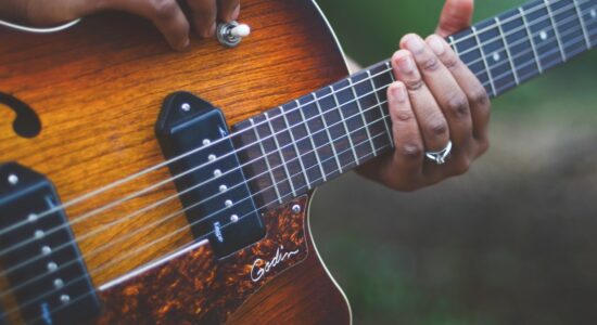 Tutti con il fiato sospeso per un gigante della musica
