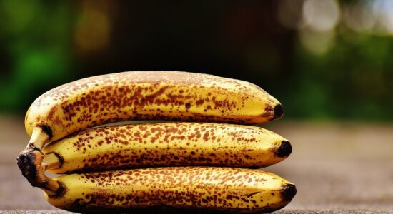 Cosa fare con le banane con la buccia nera?