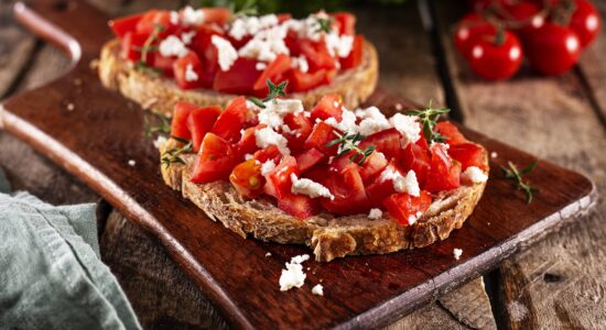 Le bruschette sono uno degli aperitivi più deliziosi