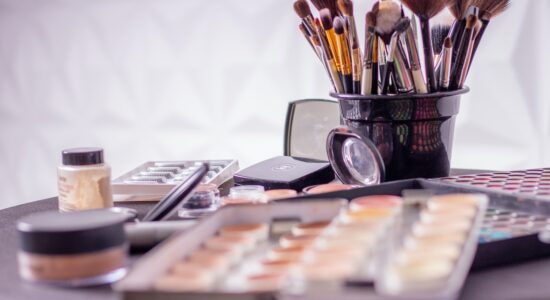 Trucco leggero ed elegante anche dopo i 40 e 50 anni!