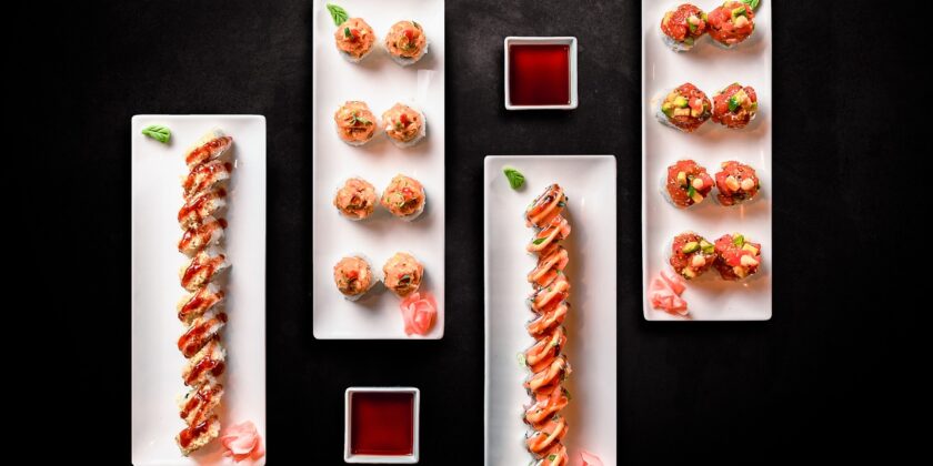 Da sempre siamo affascinati dalla cultura orientale. Come preparare e godersi una cena autenticamente giapponese