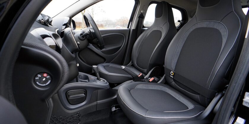 A cosa servono le maniglie all’interno dell’auto