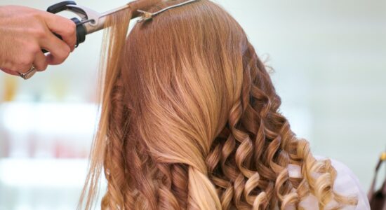 Capelli mossi, piastra o ferro