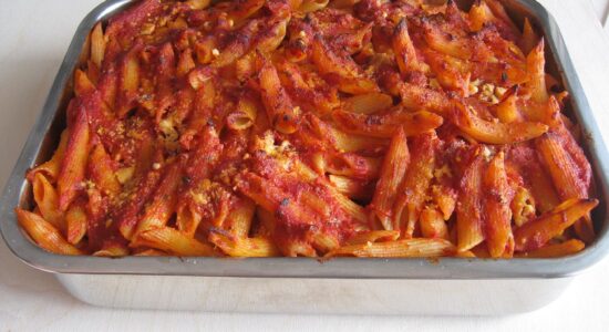 Come preparare una pasta al forno semplice e gustosa