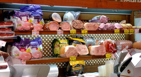 Come riconoscere il miglior prosciutto cotto al supermercato