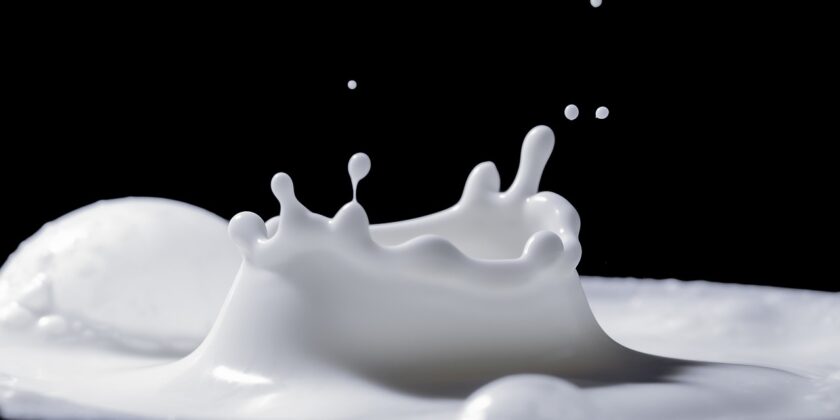 È questo il migliore latte da bere contro i dolori alle ossa