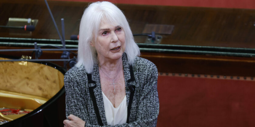 Gaffe di Loretta Goggi a Benedetta Primavera