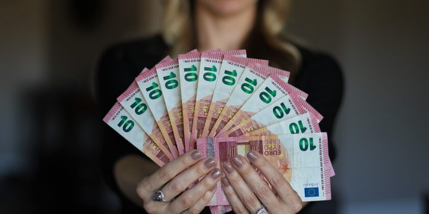 Guadagnare 1.000 euro di interessi per le vacanze al mare in estate
