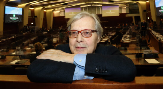 Il rapporto di Vittorio Sgarbi con le parolacce