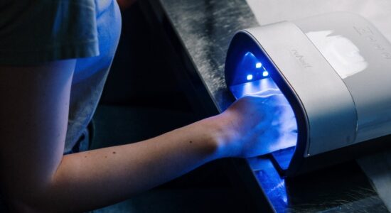 Meglio la lampada LED o UV