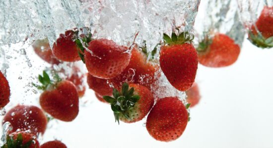 Occhio a come lavi le fragole