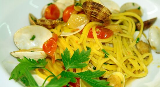 Pasta con le vongole super cremosa di Cannavacciuolo