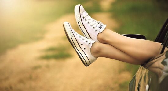 Perchè non si dovrebbero accavallare le gambe