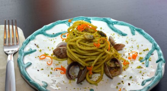 Pulire le vongole in tempi record col trucco dei pescatori