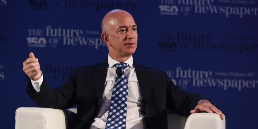 Quanto valgono gli orologi al polso di Bezos e Musk-Jeff Bezos Amazon