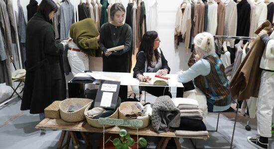 Scopriamo la moda per la primavera 2023