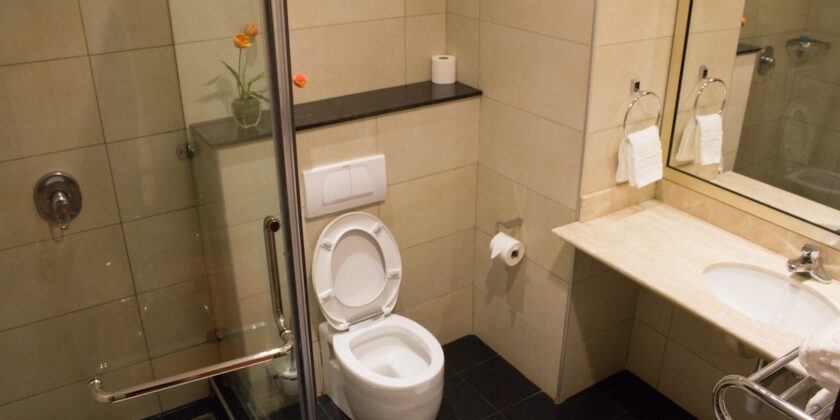 Tavoletta del WC ingiallita