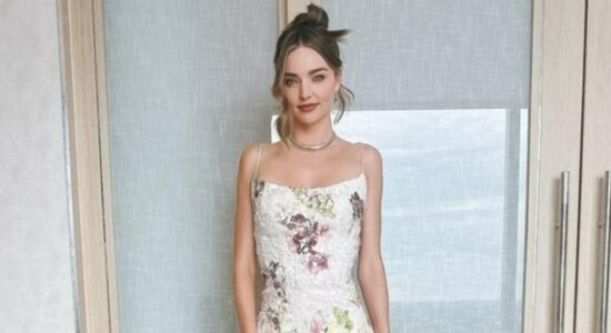 Addio pancia gonfia col rimedio naturale di Miranda Kerr